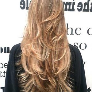 Meet your Posher, Aja